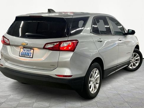 Used 2020 Chevrolet Equinox LS w/ LS Convenience Package image 7