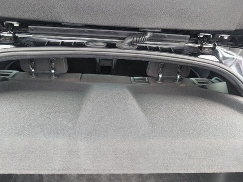 Certified 2024 Chevrolet Trax RS image 33