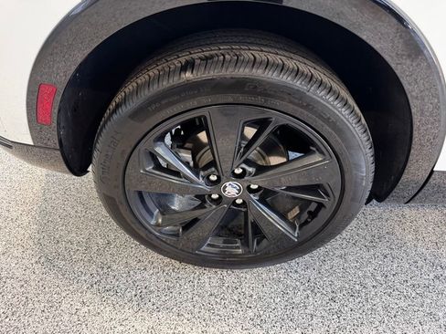 Used 2023 Buick Envision Preferred w/ Sport Touring Package AWD/4WD image 8