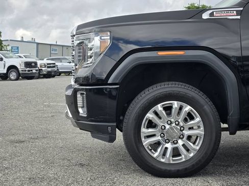 Used 2020 GMC Sierra 2500 Denali w/ Denali Ultimate Package AWD/4WD image 9