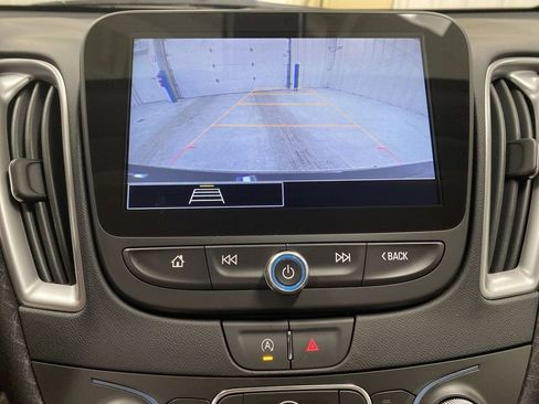 Used 2021 Chevrolet Malibu RS image 17