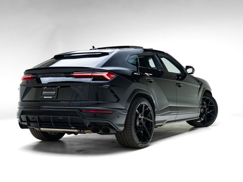 Used 2019 Lamborghini Urus AWD/4WD image 4