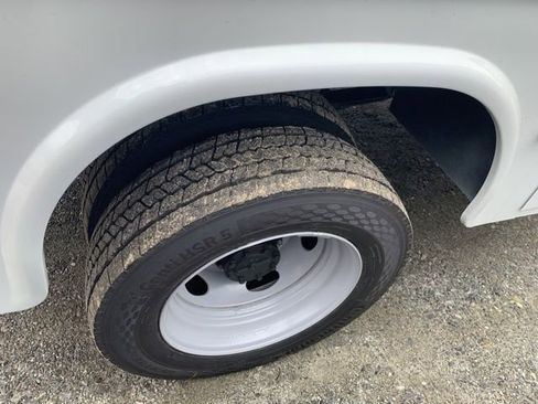 New 2026 Ford F450 XL w/ XL Chrome Package image 8