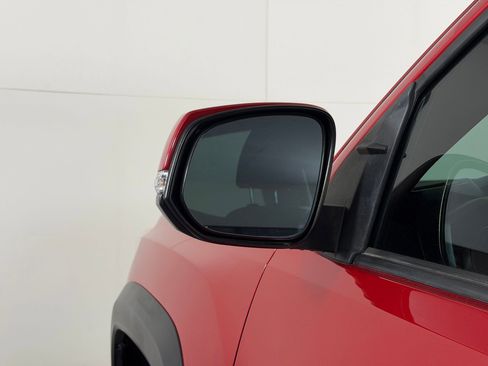 Used 2020 Toyota Tacoma TRD Off-Road AWD/4WD image 22