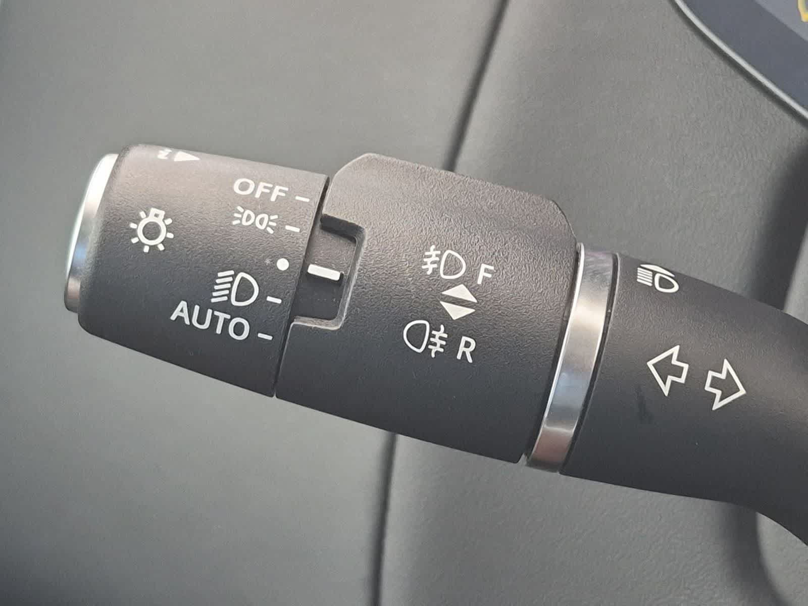 Certified 2023 Land Rover Range Rover First Edition AWD/4WD image 27