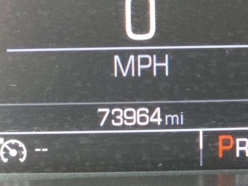 Used 2017 Chevrolet Colorado Z71 AWD/4WD image 2
