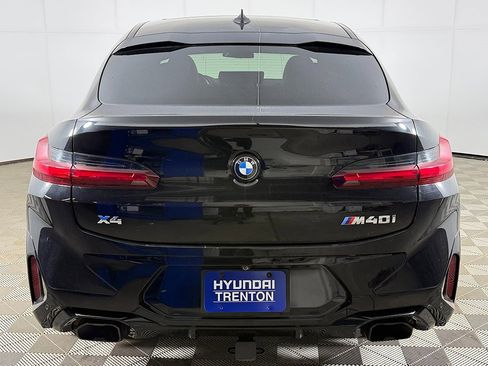 Used 2024 BMW X4 M40i w/ Premium Enhanced Package image 16