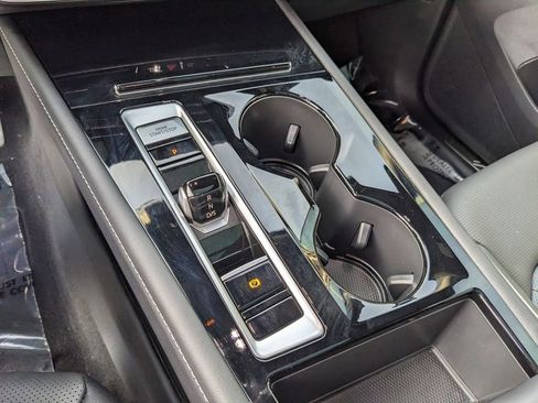 Used 2025 Volkswagen Atlas Cross Sport SEL Premium R-Line AWD/4WD image 24