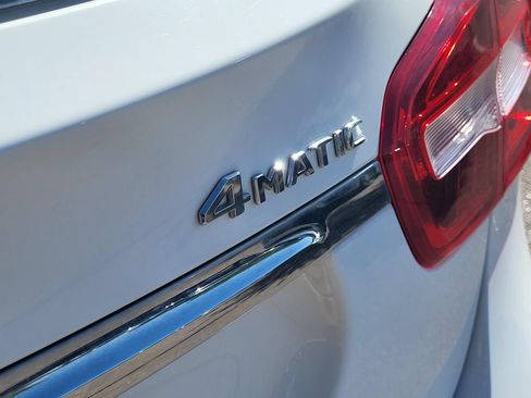 Used 2019 Mercedes-Benz GLA 250 4MATIC w/ Premium Package image 32