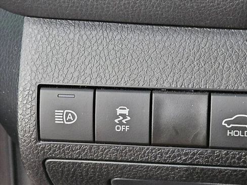 Used 2023 Toyota Camry LE FWD image 8