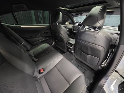 Used 2021 Lexus ES 350 F Sport w/ Accessory Package 2 FWD image 45
