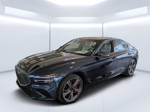 New 2025 Genesis G70 2.5T w/ Sport Prestige Package image 5