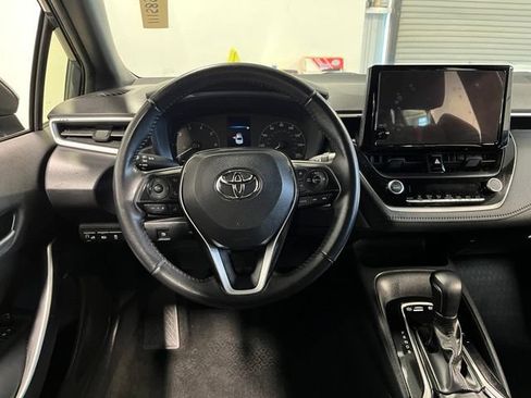 Used 2025 Toyota Corolla SE FWD image 21