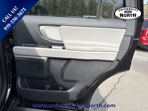 Used 2025 Ford Expedition Active image 41