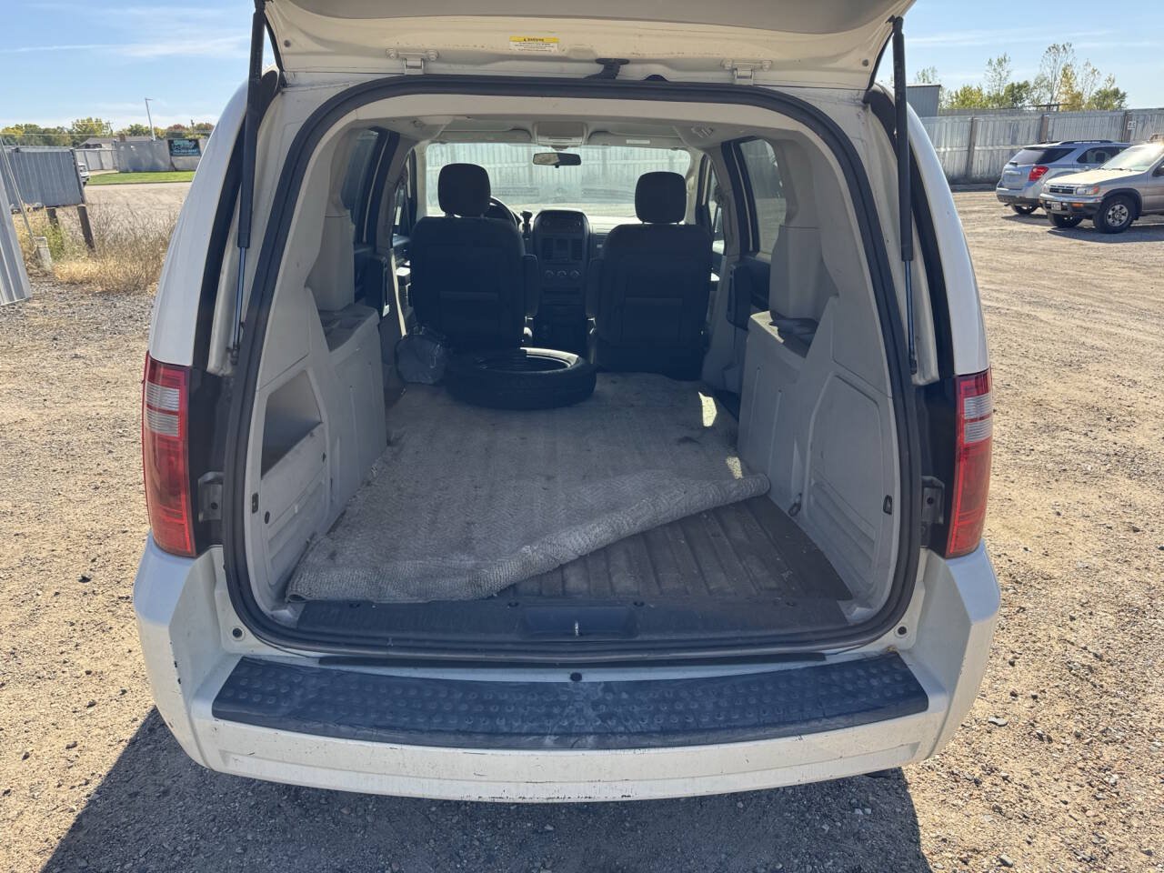 Used 2009 Dodge Grand Caravan FWD image 23