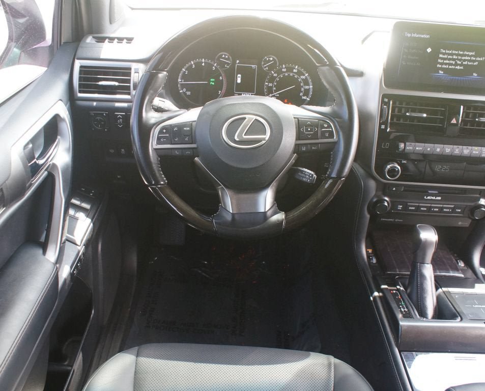 Used 2023 Lexus GX 460 Premium w/ Premium Package AWD/4WD image 5