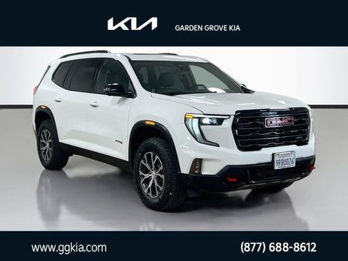 Used 2025 GMC Acadia AT4 w/ Luxury Package AWD/4WD image 1
