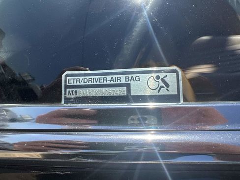 Used 1987 Mercedes-Benz 560 SL image 18