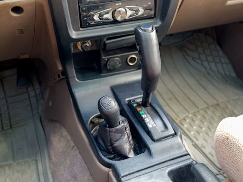 Used 1999 Toyota 4Runner SR5 image 42