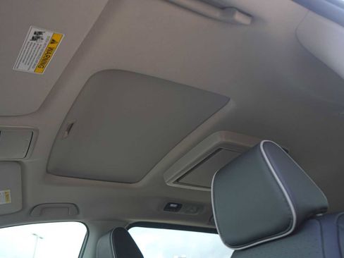 Used 2026 Honda Odyssey Elite image 25