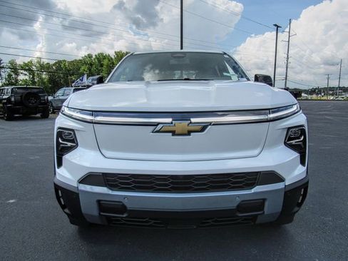 New 2026 Chevrolet Silverado EV LT w/ Plus Package image 2