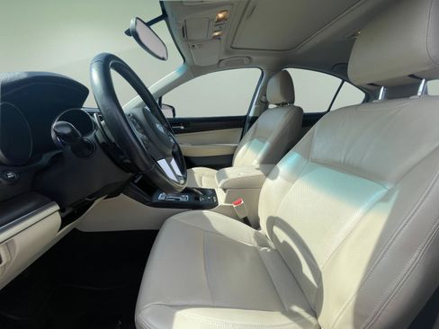 Used 2015 Subaru Legacy 2.5i Limited AWD/4WD image 8