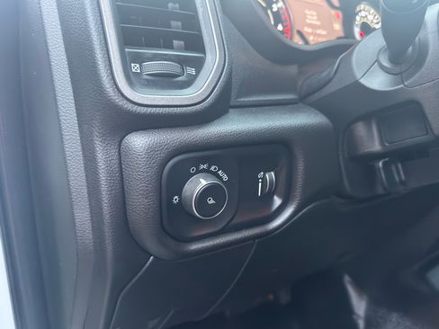 Used 2022 RAM 3500 Tradesman w/ Chrome Appearance Group image 25