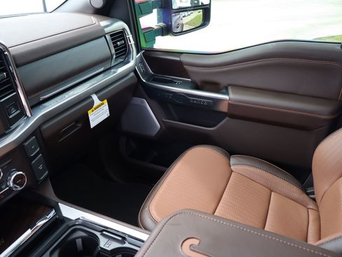 New 2026 Ford F250 King Ranch w/ Chrome Package image 23