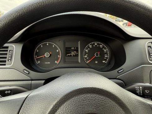 Used 2014 Volkswagen Jetta S image 24