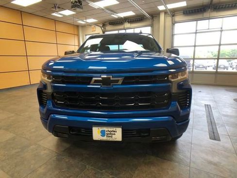 Used 2023 Chevrolet Silverado 1500 RST image 3