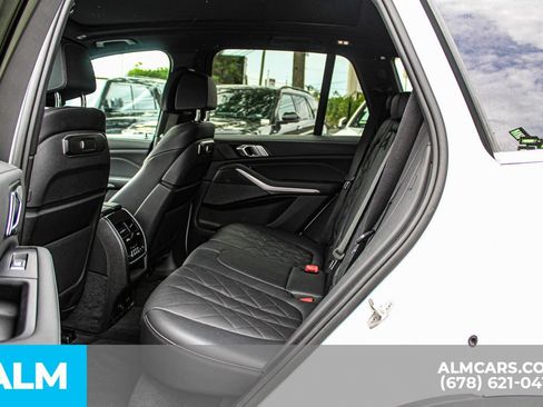 Used 2024 BMW X5 sDrive40i RWD image 17