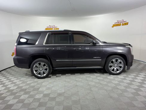 Used 2015 GMC Yukon Denali w/ Touring Package RWD image 7