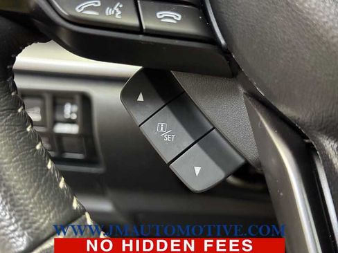 Used 2024 Subaru Forester Premium AWD/4WD image 41