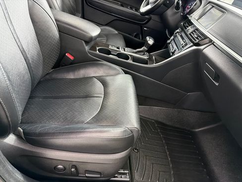 Used 2020 Kia Optima Premium FWD image 24