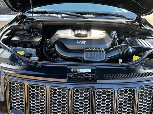 Used 2015 Jeep Grand Cherokee Altitude image 30