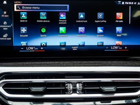 Used 2024 BMW 440i xDrive Convertible w/ Premium Package image 23