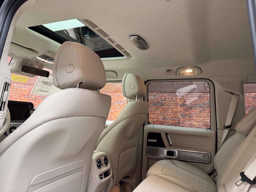 New 2027 Mercedes-Benz G 580 e image 3