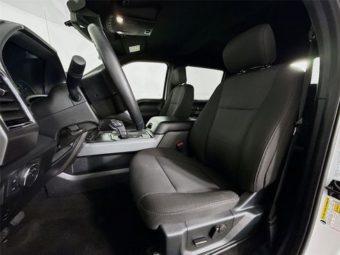 Used 2020 Ford F150 XLT w/ Equipment Group 302A Luxury image 21