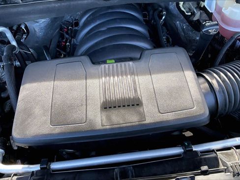 Used 2021 Chevrolet Silverado 1500 LT w/ Texas Edition Plus image 30