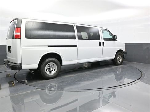 Used 2024 Chevrolet Express 3500 LT w/ LT Preferred Equipment Group image 7