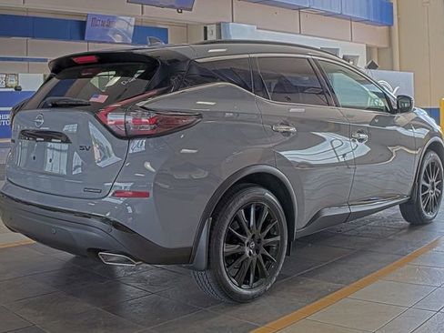 Used 2024 Nissan Murano SV w/ SV Midnight Edition Package FWD image 3