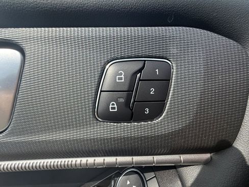 Used 2025 Ford Explorer ST-Line w/ Premium Package image 16