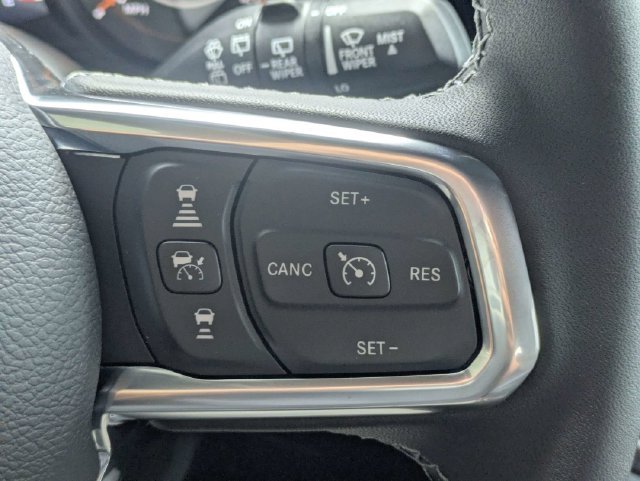 New 2026 Jeep Wrangler Unlimited Sahara AWD/4WD image 31