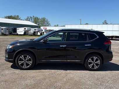 Used 2017 Nissan Rogue SL w/ SL Premium Package