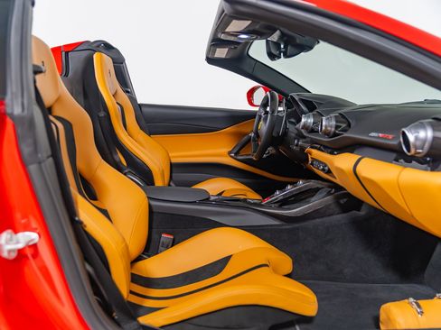 Certified 2023 Ferrari 812 GTS RWD image 38