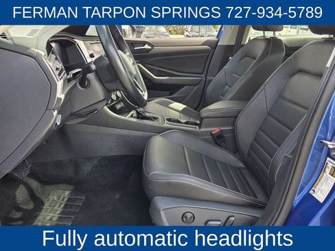 Used 2024 Volkswagen Jetta SE FWD image 13