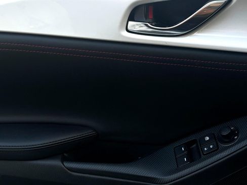 Used 2018 MAZDA MX-5 Miata Grand Touring image 19