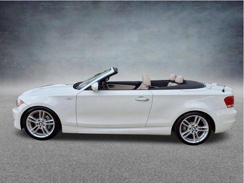 Used 2013 BMW 135i Convertible RWD image 19