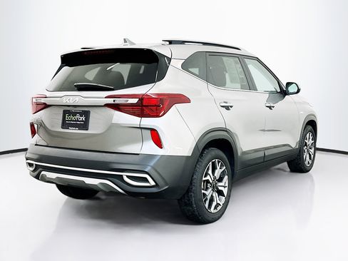 Used 2023 Kia Seltos EX image 9