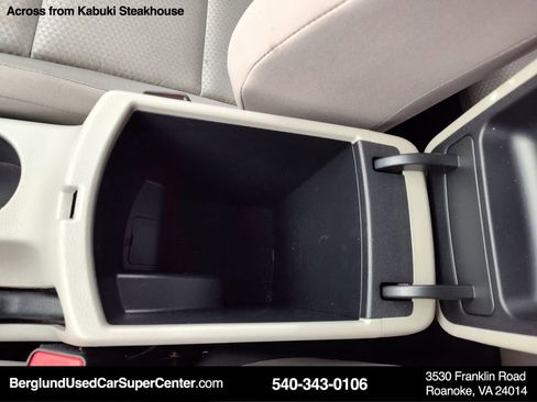 Used 2022 Kia Soul LX image 31